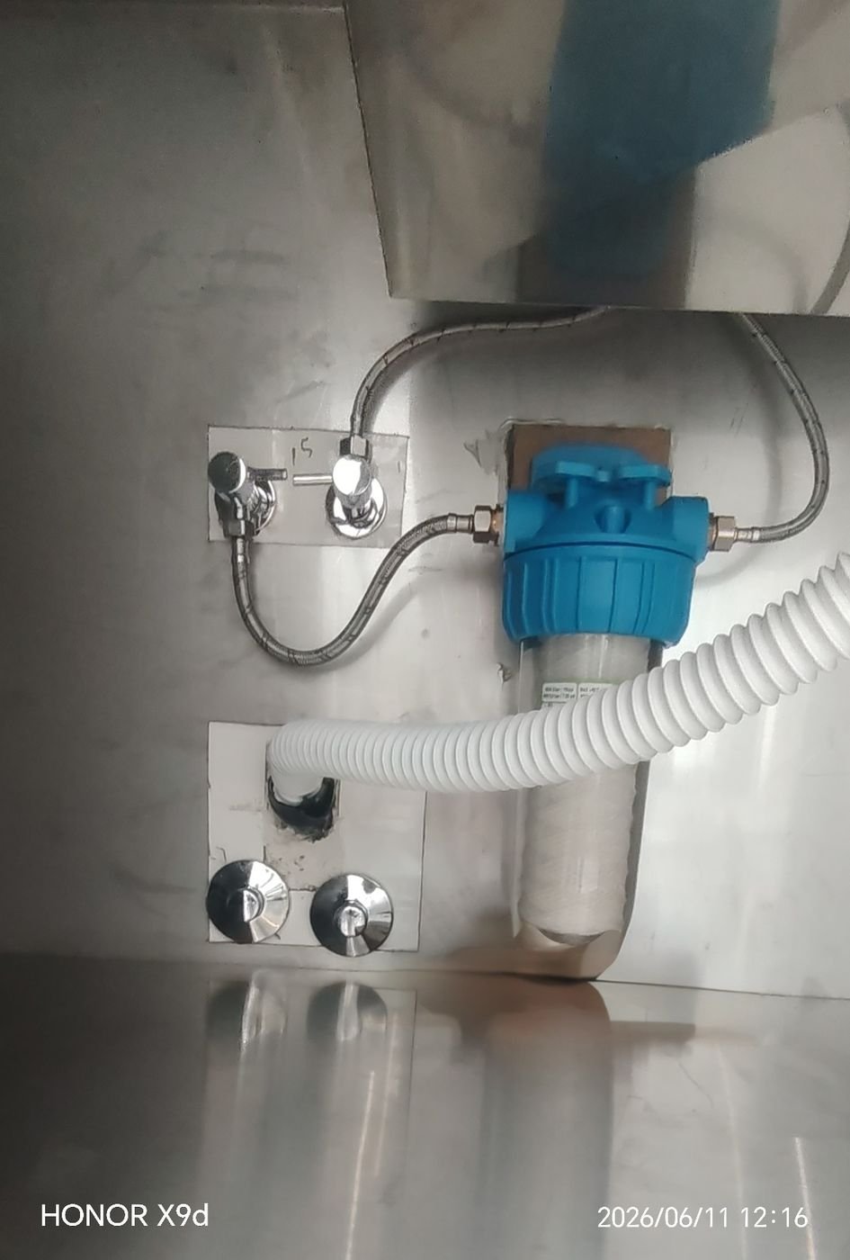 Water filters and under-sink installation